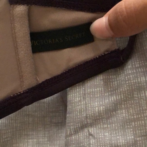 Victoria’s Secret bikini top - Picture 4 of 5